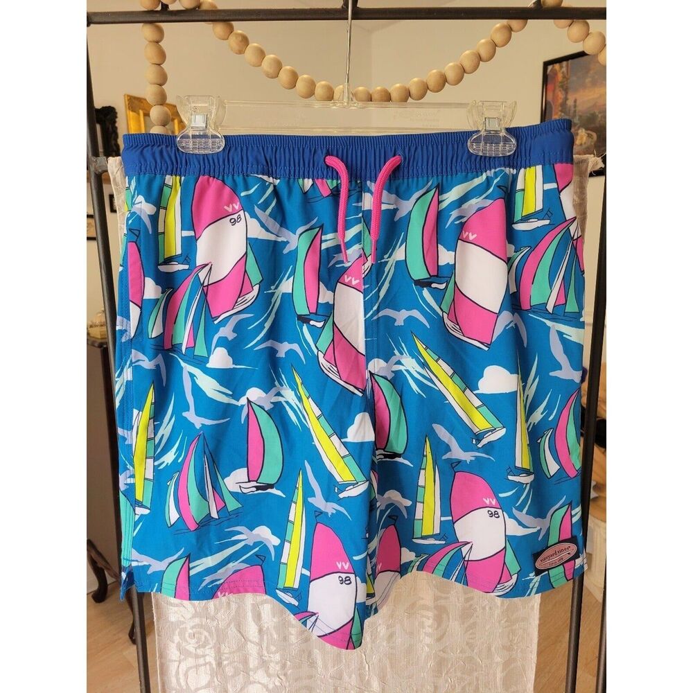 New men's XL vineyard vines chappy swim trunks with sailboat pattern beach pool